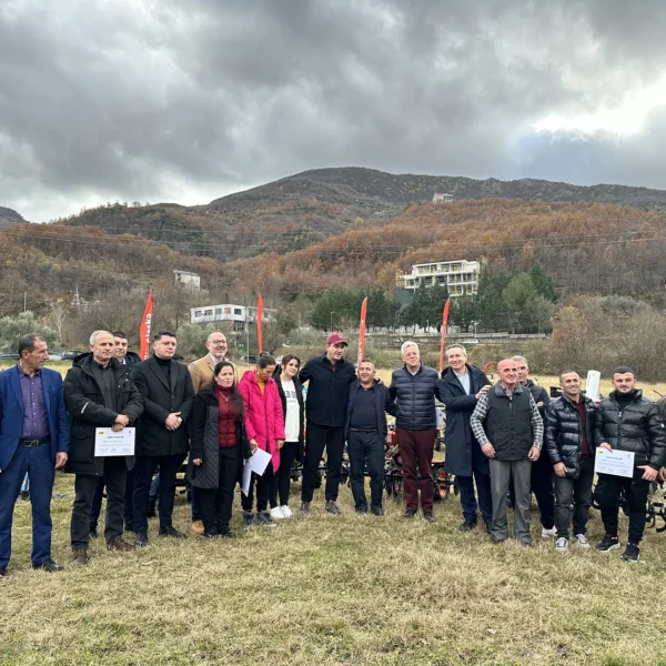 2023.12.23 Shperndarje pajisje Tirane 3