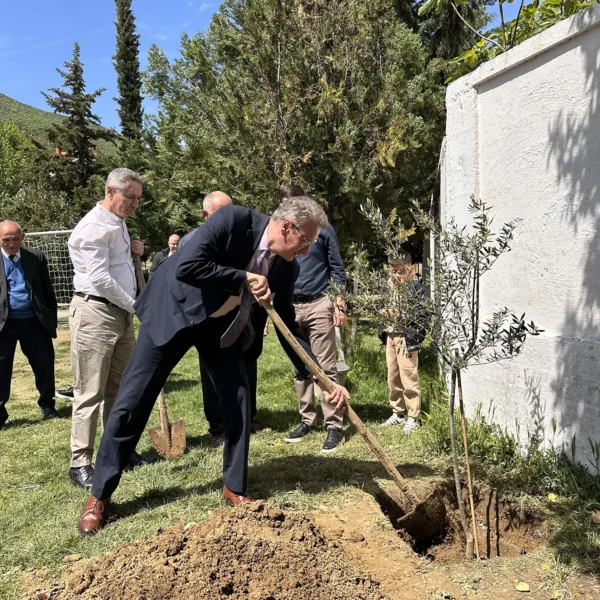 Extending organic composting scheme in rural communities (12)