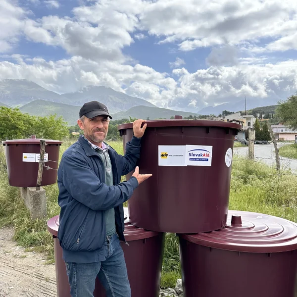 Extending organic composting scheme in rural communities (8)