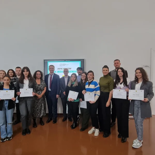 Preparing youth in Korçë for the digital economy (2)