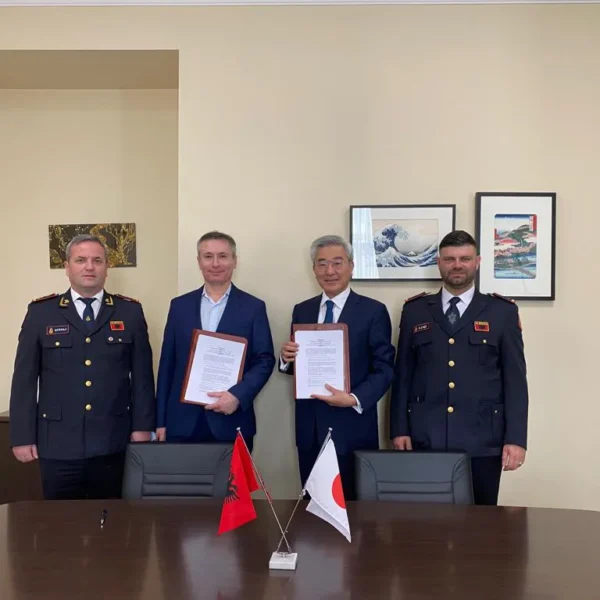 Providing two secondhand firetrucks to Tirana municipality (4)